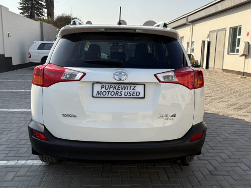 Toyota RAV 4 2.2D VX A/T in Namibia