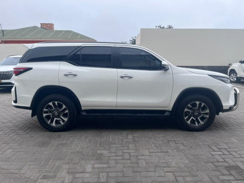 Toyota FORTUNER 2.4 GD6 4X4 AUTO in Namibia