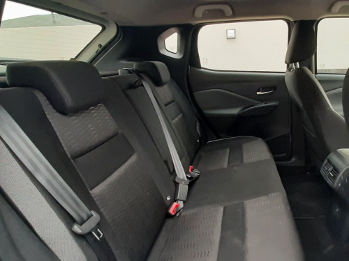 Nissan MAGNITE 1.0 ACENTA MT in Namibia