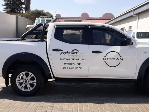 Nissan NAVARA 2.5D DC 4X4 SE+ AUTO in Namibia