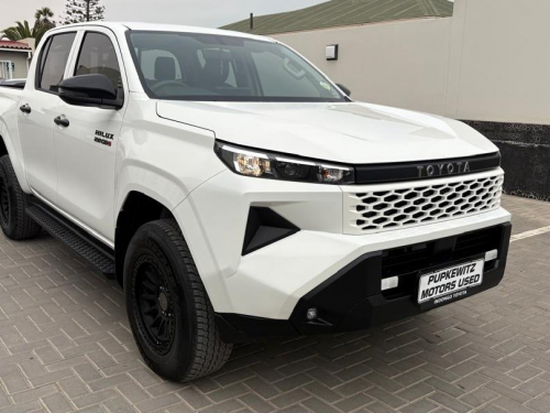 Used Toyota HILUX 2.8 GD6 4X4 DC A/T SRX for sale in Swakopmund