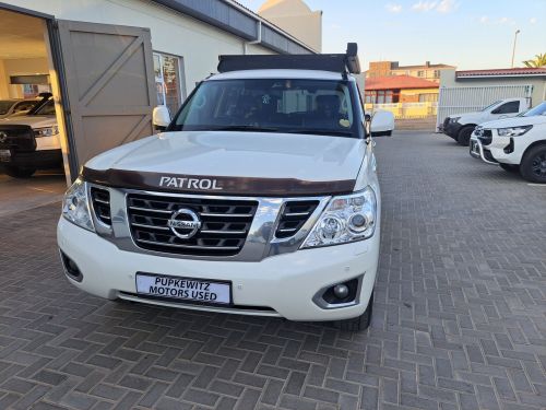 Nissan PATROL 5.7 V8 A/T 4X4 in Namibia