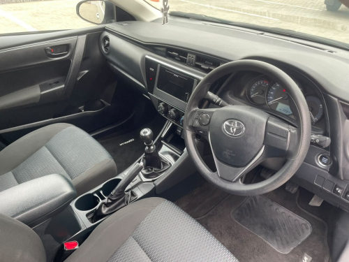 Toyota COROLLA QUEST PLUS 1.8 in Namibia