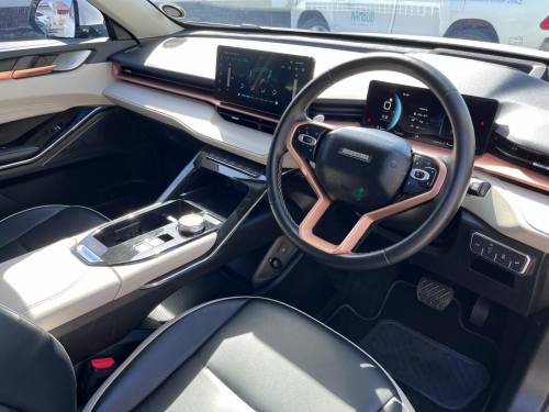 Haval H6 2.0T S/LUX 4C4 DCT in Namibia