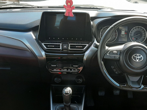 Toyota STARLET CROSS 1.5 XR in Namibia