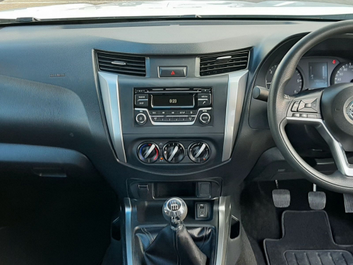 Nissan NAVARA 2.5D SE+ 4X2 D/CAB MANUAL in Namibia