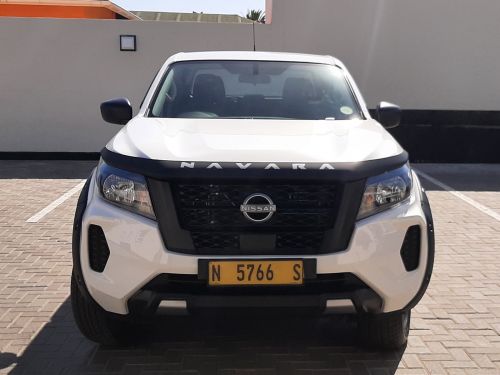 Used Nissan NAVARA 2.5D DC 4X4 SE+ AUTO for sale in Swakopmund