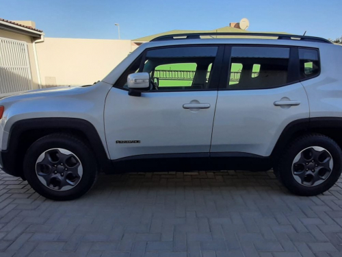 Jeep RENEGADE 1.6 E-TORQ LINGITUDE in Namibia