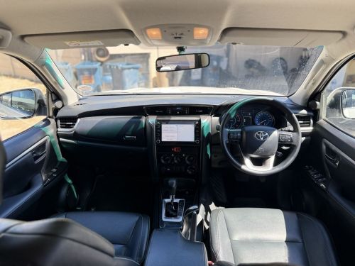 Toyota Fortuner 2.4 4X4 A/T in Namibia