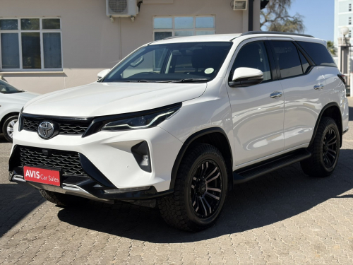 Toyota Fortuner 2.4 4x4 A/T in Namibia