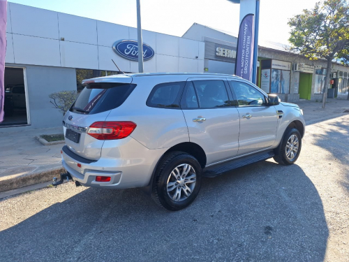 Ford Everest 2.0TDCi XLT 4X2 6AT SUV in Namibia