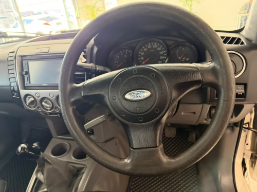 Ford Ranger 2.5 TD Hi-Trail XL P/U S/C M/T 4x4 in Namibia
