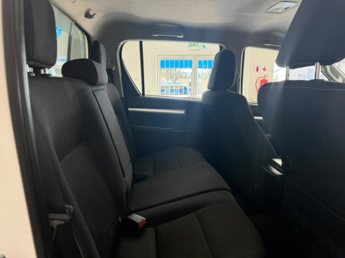 Toyota Toyota Hilux 2.4 GD6 Raider 4x4 P/U D/C A/T Diesel in Namibia