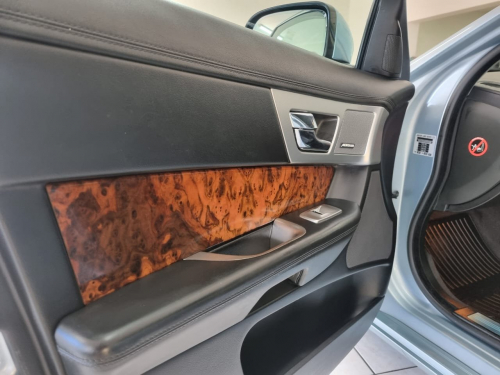 Jaguar XF 2.2D Premium Luxury A/T in Namibia