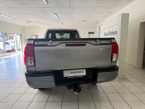 Toyota HIlux SR 2.4 GD-6 S/C P/U M/T 4x4 in Namibia