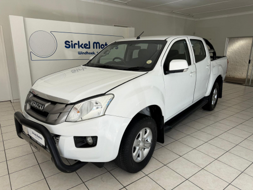 Isuzu KB240 LE 4x4 P/U D/C M/T in Namibia
