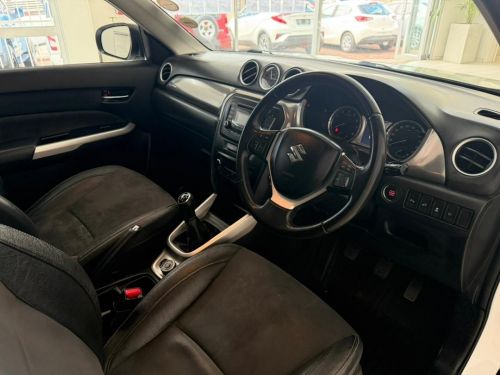 Suzuki Vitara 1.6 GLX AllGrip in Namibia
