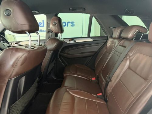 Mercedes-Benz ML400 BE 4Matic 3.0 V6 BlueEFFICIENCY A/T in Namibia
