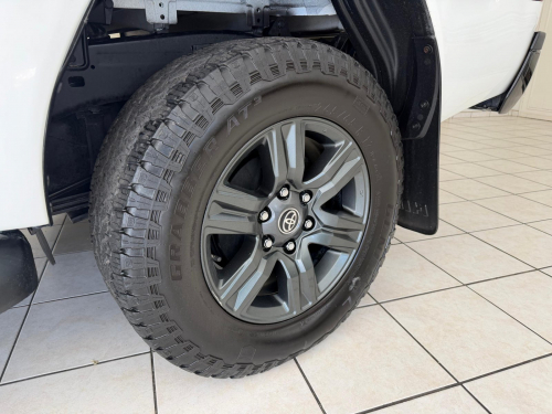 Toyota Hilux Raider 2.4 GD-6 D/C 4x4 A/T in Namibia