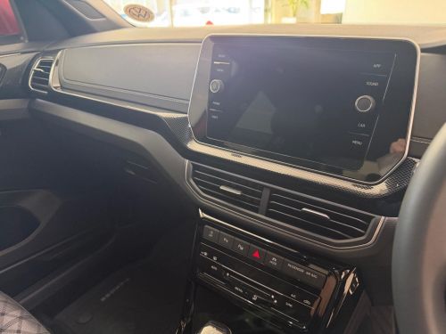 Volkswagen T-Cross 1.0 TSI R-Line DSG in Namibia