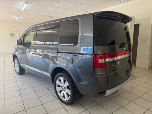 Mitsubishi Delica 2.3 4x4 A/T Diesel in Namibia