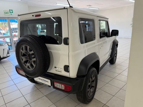 Suzuki Jimny GLX 4x4 A/T in Namibia