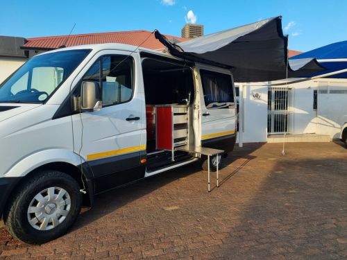 Mercedes-Benz Sprinter 315 CDI Camper in Namibia