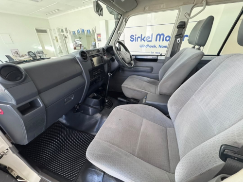 Toyota Land Cruiser 79 4.2 P/U D/C Diesel in Namibia