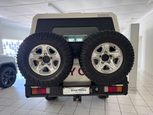 Toyota Land Cruiser 79 4.2 P/U D/C Diesel in Namibia