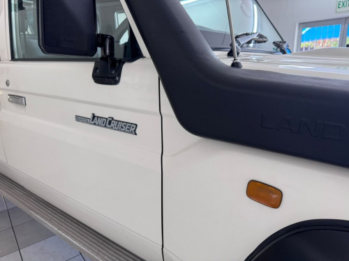 Toyota Land Cruiser 79 4.2 P/U D/C Diesel in Namibia
