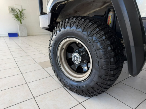 Toyota Land Cruiser 79 4.5D V8 4x4 P/U D/C M/T in Namibia