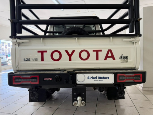 Toyota Land Cruiser 79 4.5D V8 4x4 P/U D/C M/T in Namibia