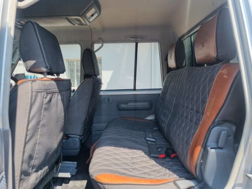 Toyota Land Cruiser 79 LX V8 4.5 D/C in Namibia