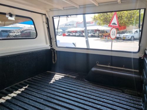 Toyota Land Cruiser 79 LX V8 4.5 D/C in Namibia