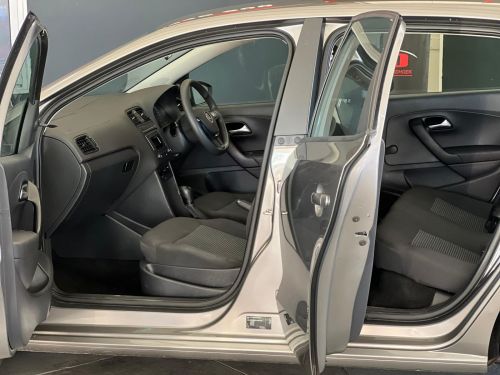 Volkswagen Polo Vivo 1.6 Comfortline Line Automatic / Tiptronic in Namibia