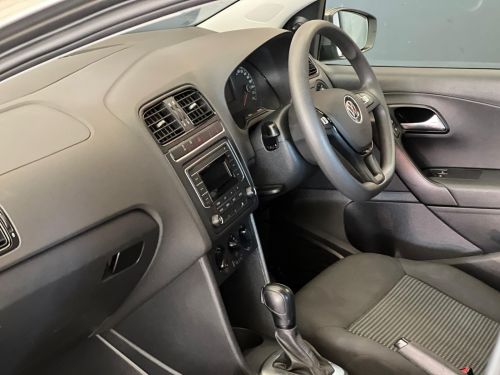 Volkswagen Polo Vivo 1.6 Comfortline Line Automatic / Tiptronic in Namibia