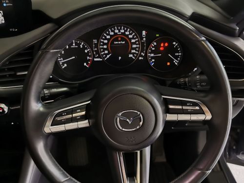 Mazda Astina 2.0 A/T in Namibia