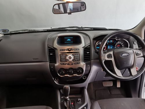 Ford Ranger 3.2 XLS 4x4 A/T E/cab in Namibia
