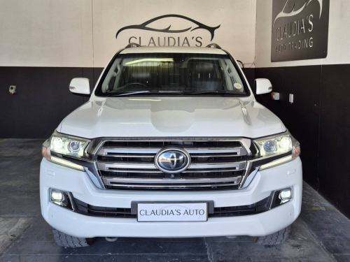 Used Toyota LandCruiser 200 V8 4.5D VX A/T for sale in Swakopmund