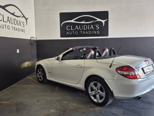Mercedes-Benz SLK200 in Namibia
