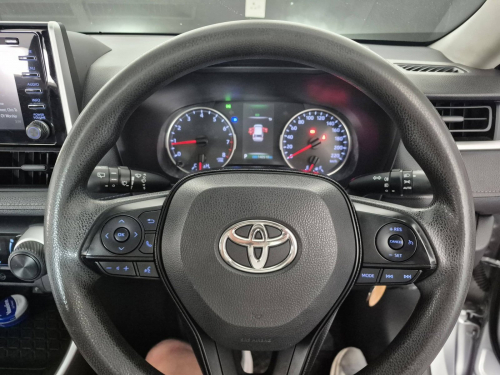 Toyota Rav4 2.0GX CVT A/T in Namibia
