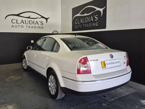 Volkswagen Passat 1.8T manual in Namibia