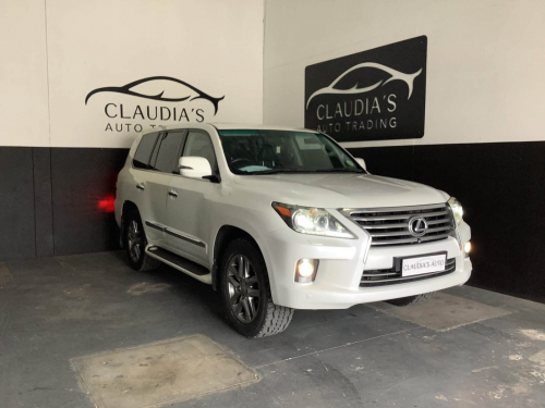 Lexus LX 570 in Namibia