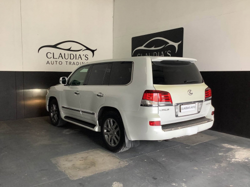 Lexus LX 570 in Namibia