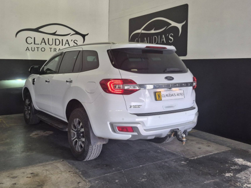 Ford Everest 2.0D BI-TURBO 4x4 A/T in Namibia