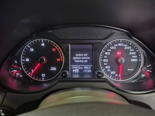 Audi Q5 2.0TDI S QUATRO S Tronic local in Namibia