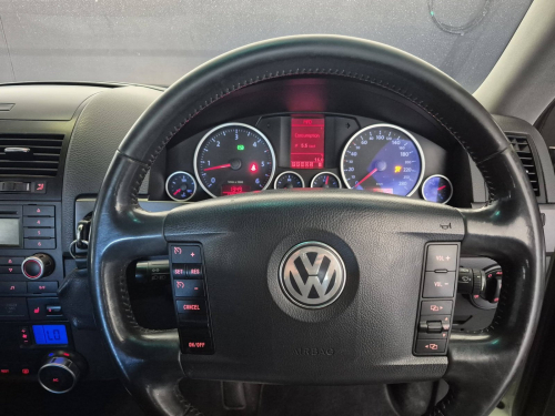 Volkswagen Touareg 3.0 TDI V6 TIP in Namibia