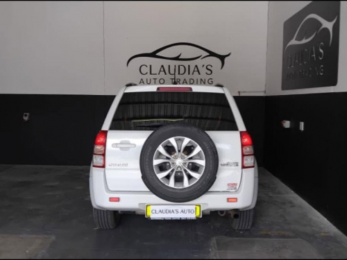 Suzuki Grand Vitara 2.4 A/T 4x4 in Namibia