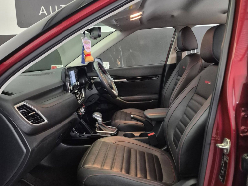 Kia Seltos 1.4T DCT GT-Line A/T in Namibia