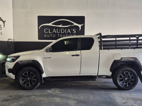 Toyota Hilux 2.8l E/Cab 4x2 manual in Namibia
